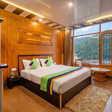Treebo Srishti Vaikunth With Mountain View 호텔 심라 외부 사진
