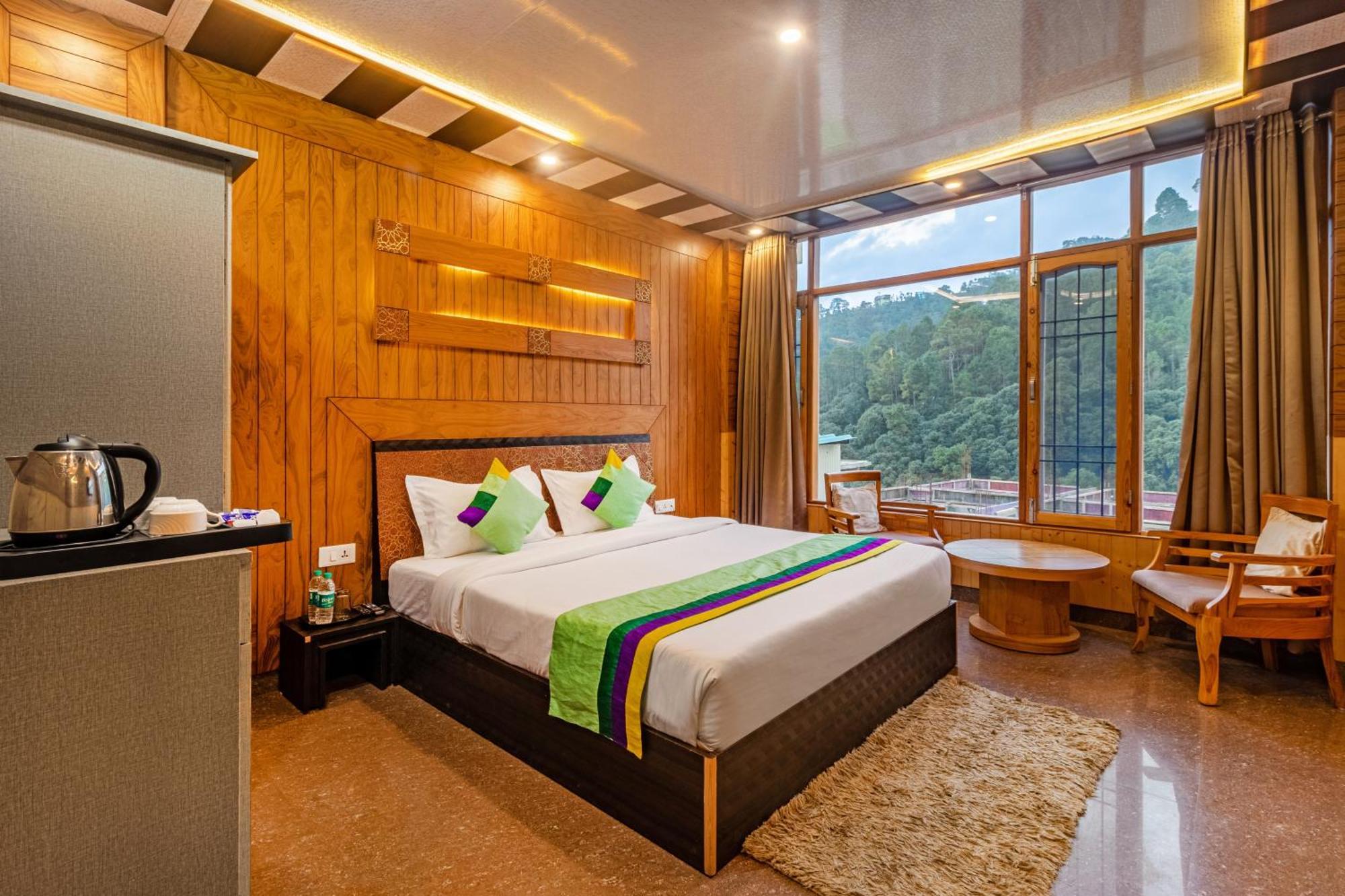 Treebo Srishti Vaikunth With Mountain View 호텔 심라 외부 사진